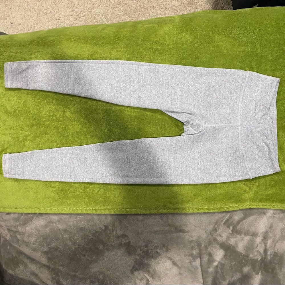 Saski Collection, by Tammy Hembrow Fitness. Hardly worn. Size small.